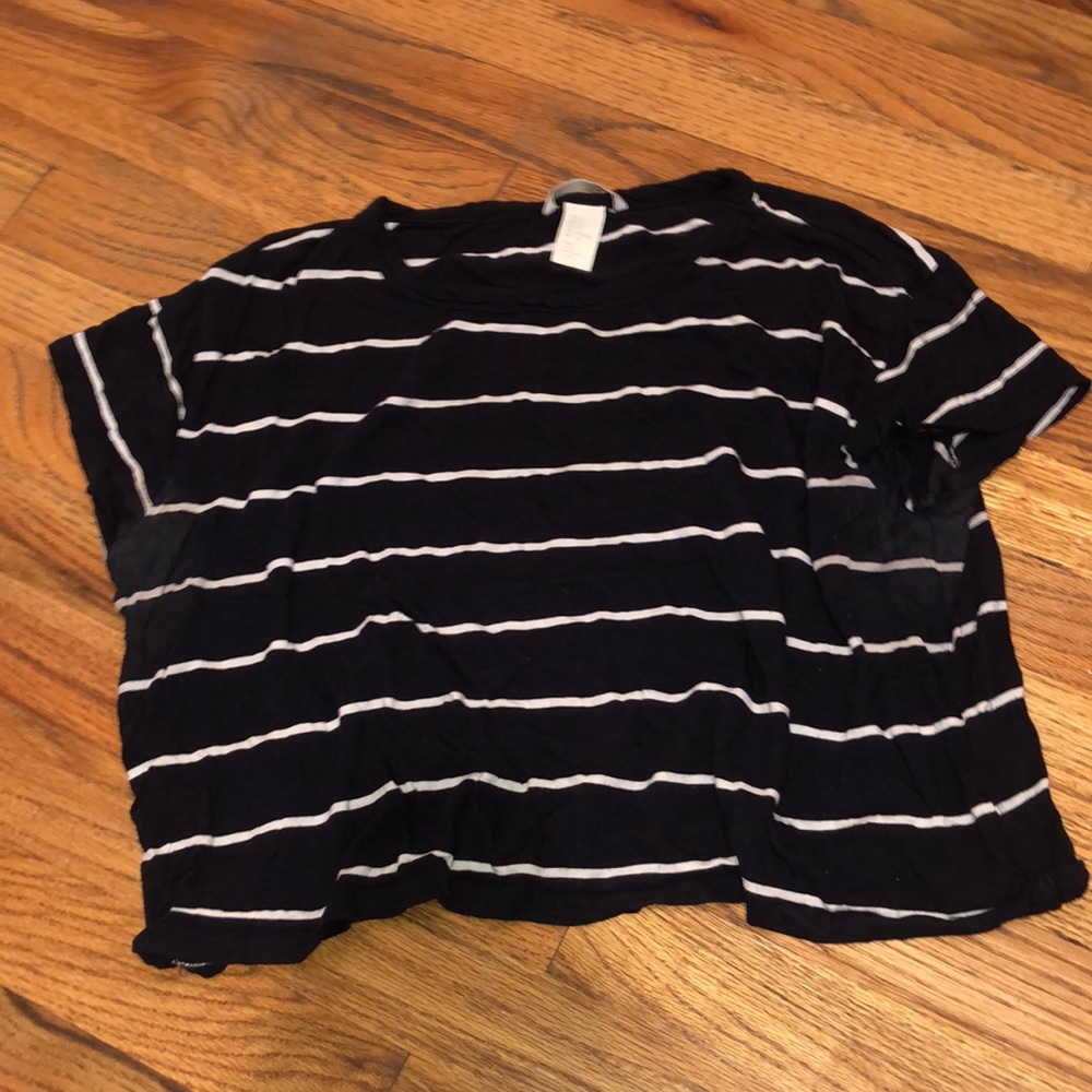 Striped crop top tee